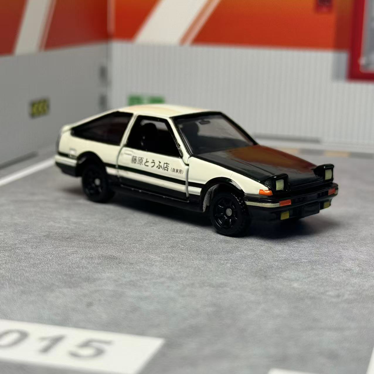 Takara Tomy Tomica NO.145 Drea - Model Kit Ae86 incelemesi ve fiyatı