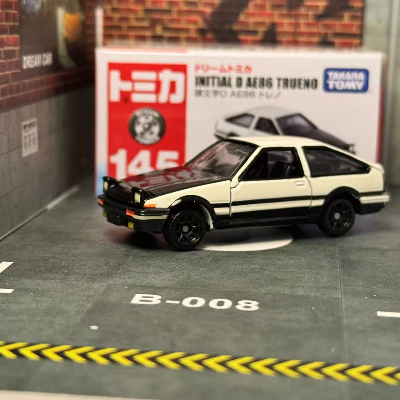 Dream Tomica NO. 145'te İlk D  - Model Kit Ae86 incelemesi ve fiyatı