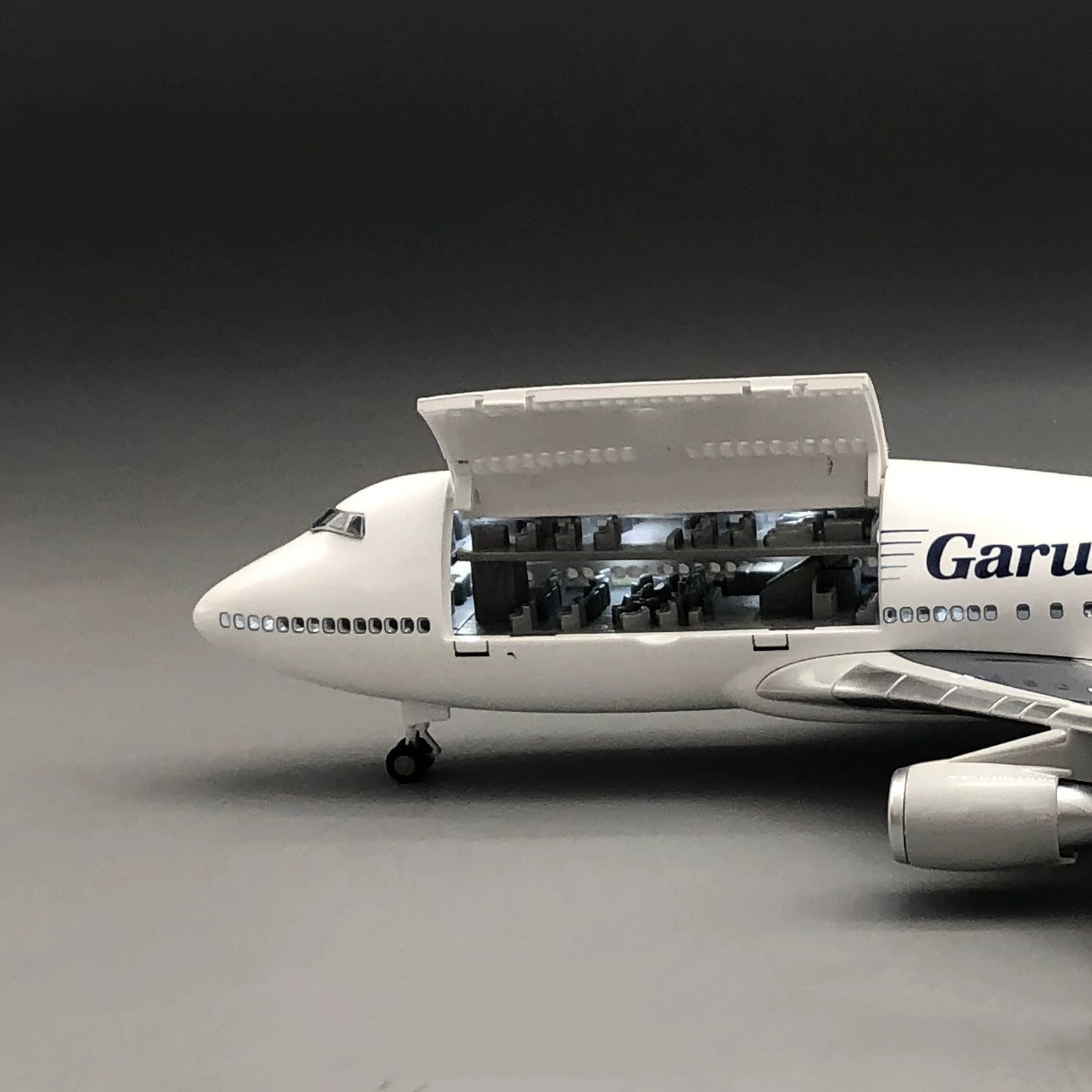 Yeni Kabin Kapısı Açılabilir G - Model Kit Indonesia incelemesi ve fiyatı